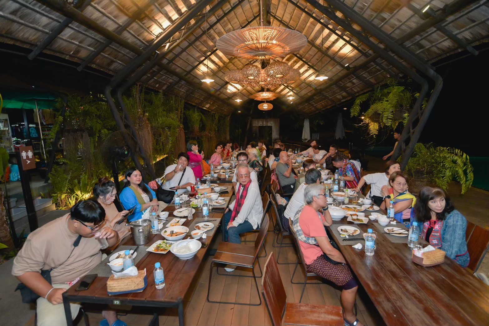 LINE_ALBUM_Day3_๒๔๐๔๒๖_8