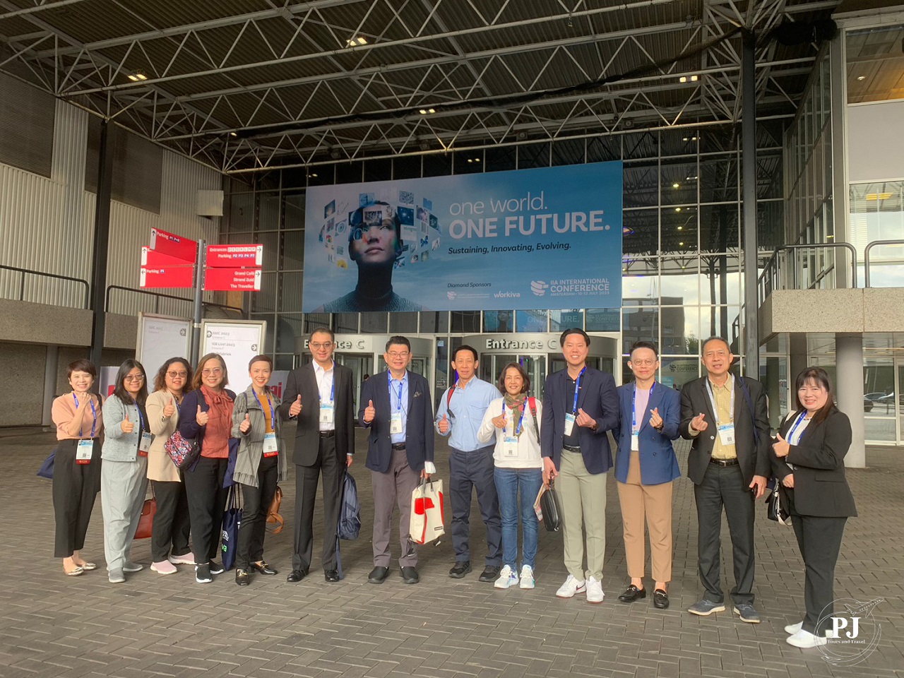 LINE_ALBUM_สร้างภาพ_230717_175 (1)